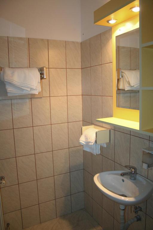 Pension Varadia Oradea Zimmer foto
