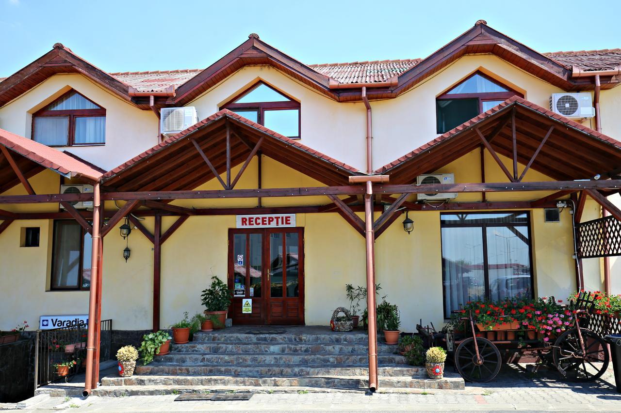 Pension Varadia Oradea Exterior foto