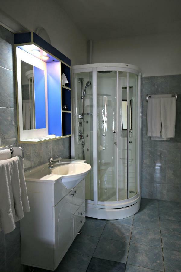 Pension Varadia Oradea Exterior foto